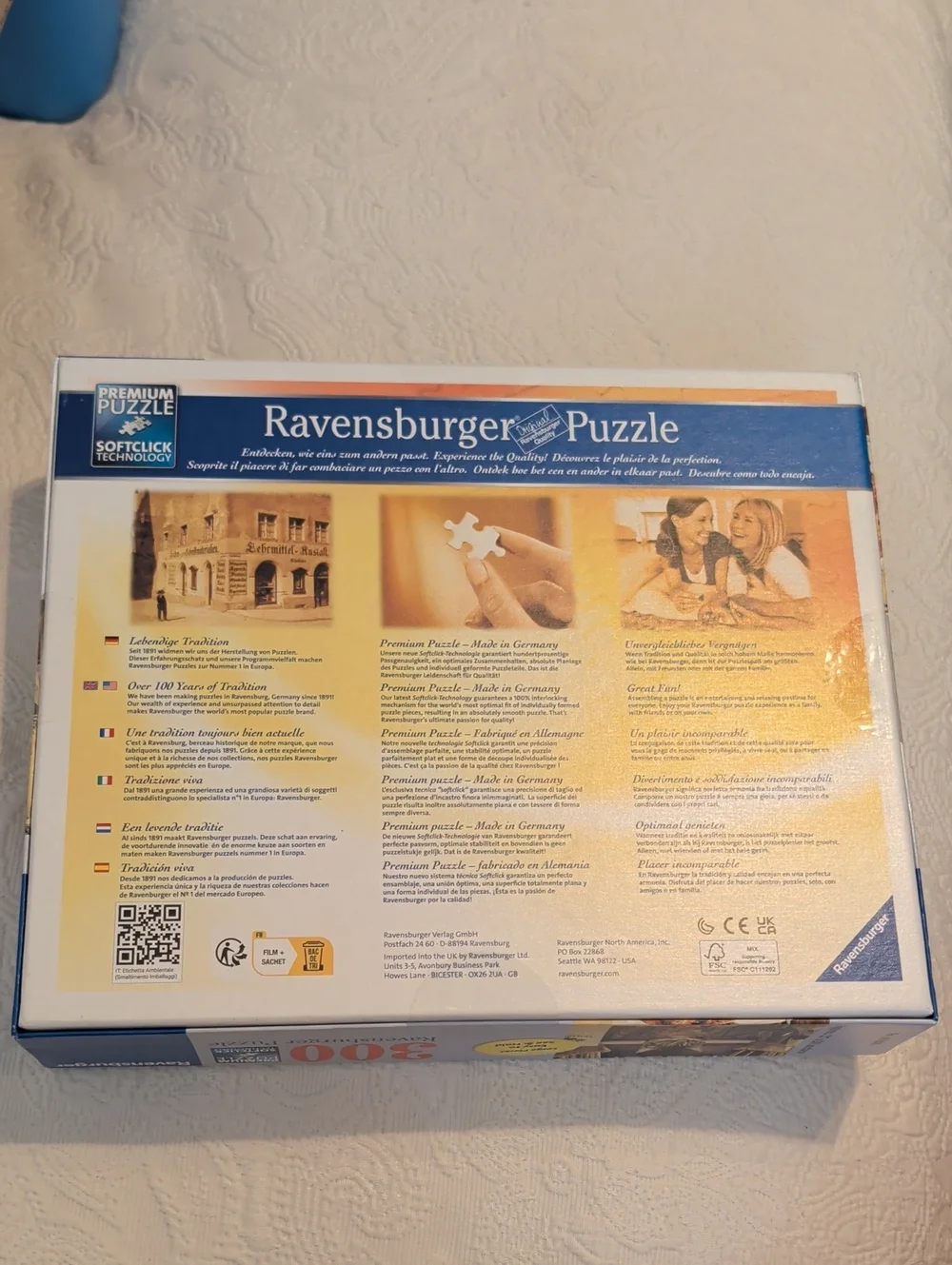 NEW Ravensburger 300 large piece format Puzzle Cat Pizzeria